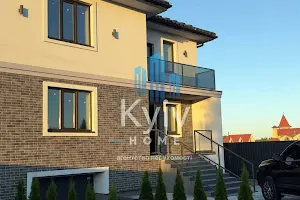 будинок за адресою Нова