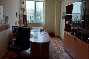 комерційна за адресою Красилівська вул., 9