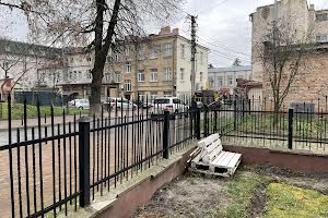комерційна за адресою Святовасилівська вул. (Пушкіна), 1