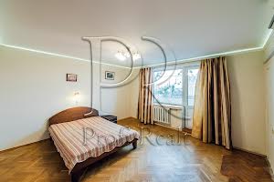 квартира за адресою Авіаконструкторська вул. (Генерала Вітрука), 7-А