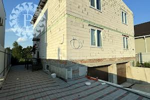 будинок за адресою Лобановського, 4