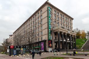 коммерческая по адресу Крещатик ул., 7/11