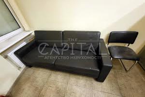 комерційна за адресою Микільсько-Слобідська вул., 2-Б