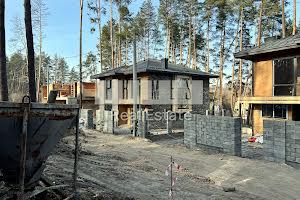 будинок за адресою Квітнева вул.