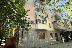 квартира за адресою Академіка Філатова вул., 15