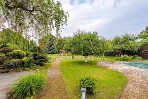 будинок за адресою с. Нові Петрівці, Князя Святослава вул.