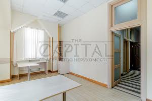 комерційна за адресою Саксаганського вул., 67