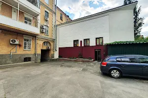 комерційна за адресою Симона Петлюри вул. (Комінтерну), 12-А