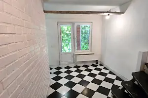 будинок за адресою Михайла Стельмаха вул., 1