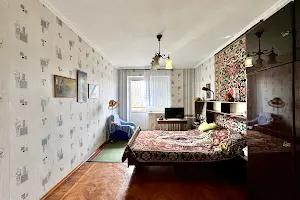 квартира за адресою Павла Скоропадського вул. (Адмірала Макарова), 56