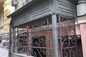 комерційна за адресою Костельна вул., 4