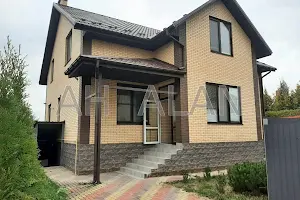 будинок за адресою Травнева вул.