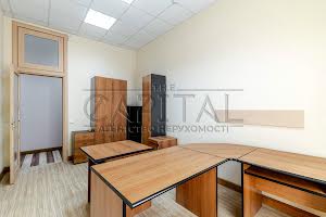 комерційна за адресою Саксаганського вул., 67