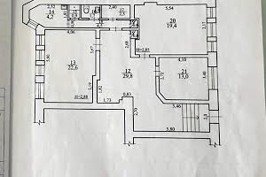 комерційна за адресою Куликівський узвіз (Революції), 9