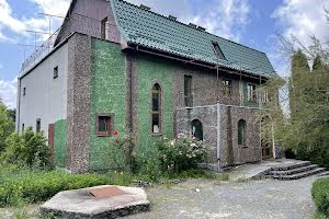 комерційна за адресою с. Гусачівка, Садова, 1