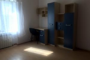 будинок за адресою Підбірна вул.