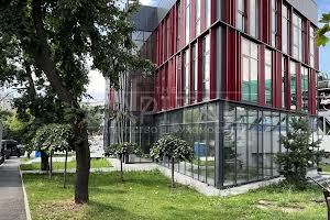 коммерческая по адресу Петра Кривоноса пл., 1