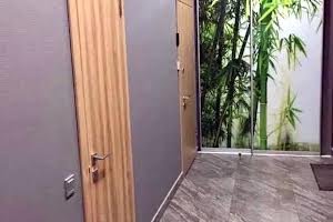 коммерческая по адресу Кловский спуск, 7-А