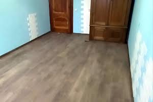 квартира за адресою Нескорених вул. (Героїв Праці), 12г