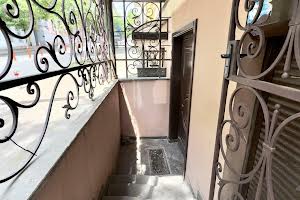 комерційна за адресою Костельна вул., 6