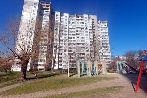 квартира за адресою Рональда Рейгана вул., 9-Г