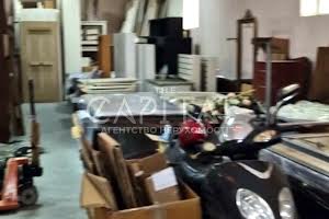 комерційна за адресою Євгена Харченка вул. (Леніна), 42