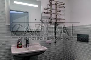 будинок за адресою Лютнева вул.