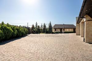 будинок за адресою с. Нові Безрадичі, садова, 155