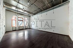 комерційна за адресою Воздвиженська вул., 48