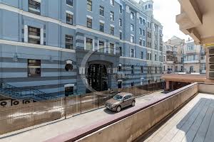 коммерческая по адресу Золотоворотская ул., 13
