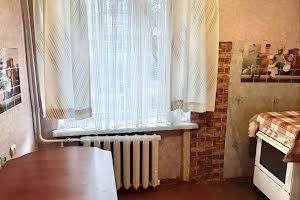 квартира за адресою Євгена Старікова вул., 4