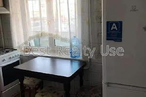 квартира за адресою Героїв полку 