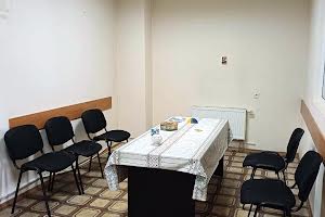 комерційна за адресою Красилівська вул., 9