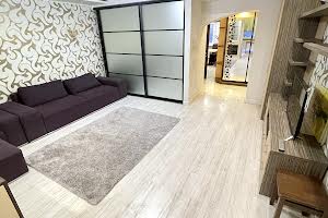 квартира за адресою Боголюбова вул., 20