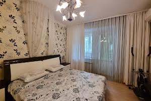 квартира за адресою Рональда Рейгана вул., 28