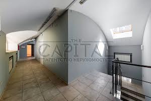 коммерческая по адресу Златоустовская ул., 2/4