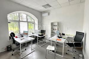 комерційна за адресою Петра Григоренка просп., 26