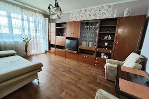 квартира за адресою Космічна вул., 11