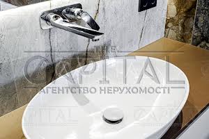 будинок за адресою смт. Козин, обуховское шосе