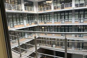 коммерческая по адресу Евгения Коновальца ул. (Щорса), 36-Д