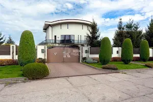 будинок за адресою Озерна вул.