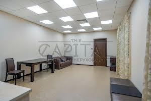 дом по адресу Києво-Святошинський