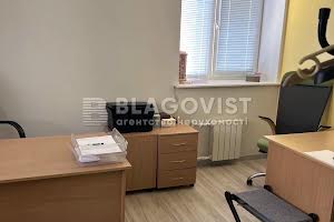 комерційна за адресою Володимирська вул., 37