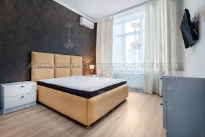 квартира за адресою Андрія Верхогляда вул. (Михайла Драгомирова), 7