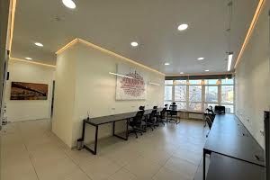 коммерческая по адресу Кловский спуск, 7a