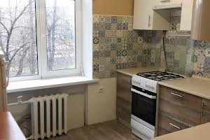 квартира по адресу Строителей ул., 34