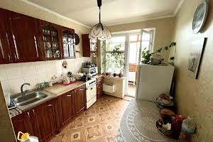 квартира за адресою Рубіновий бульв., 8