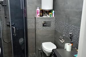 будинок за адресою Богатирська вул., 42
