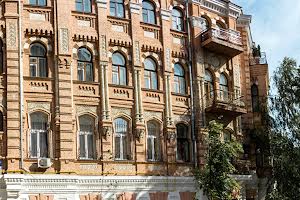 комерційна за адресою Ольгинська вул., 1/2