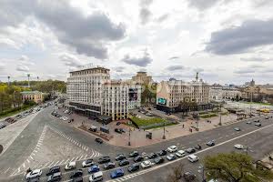 коммерческая по адресу Крещатик ул., 4